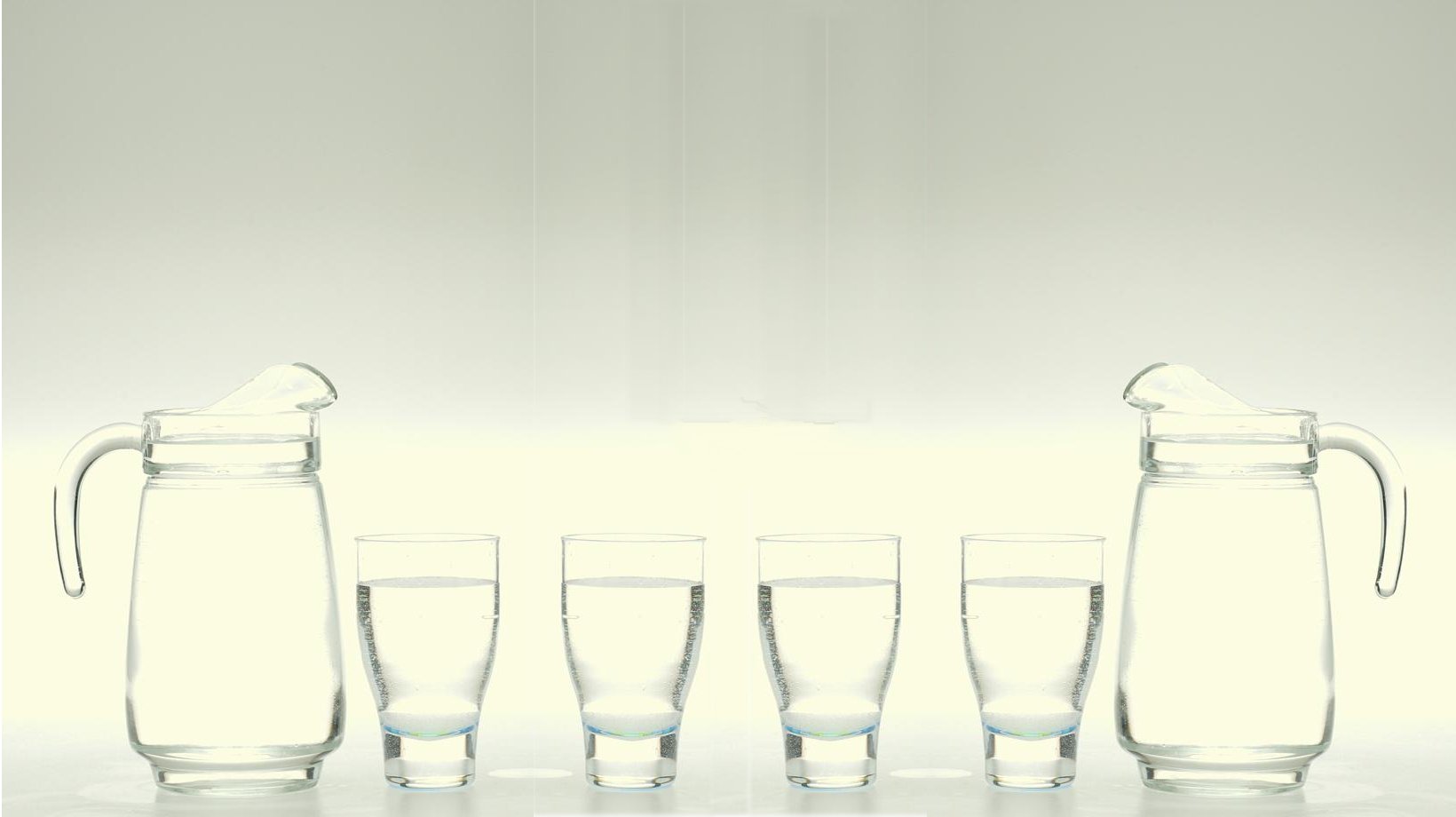 Web Page Header:  Water Pitchers and Water Glasses.